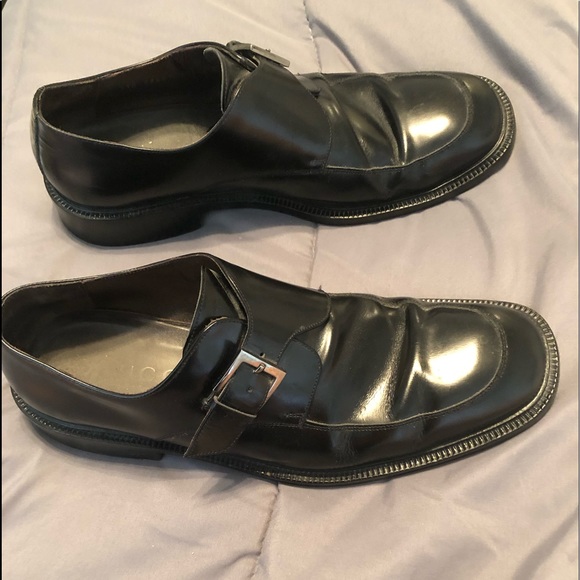 Gucci buckle loafers main image 4